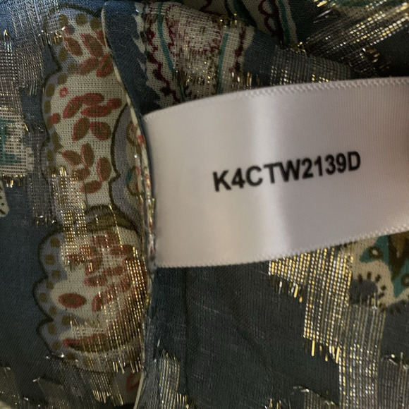 Anthro Bishop & Young Top Women's Size Medium Long Sleeve Hidden Button Front - Picture 8 of 10